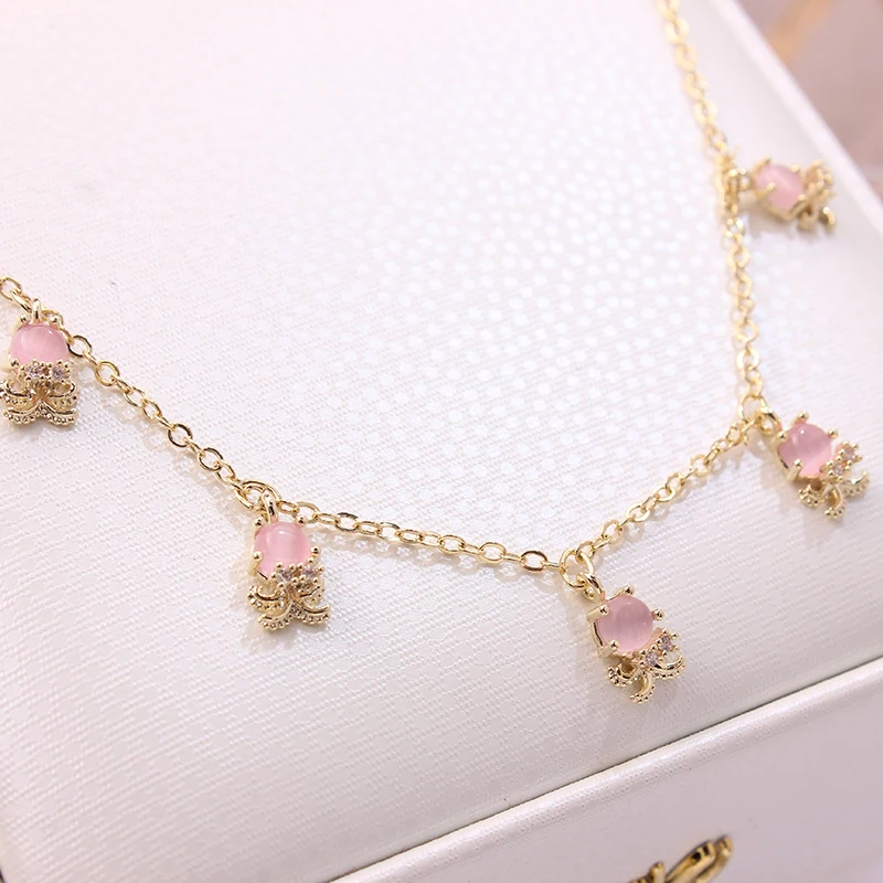 Ins Hot Sale Multicolor Crystal Ocean Animal Charm Pendant&necklaces for Women Delicate Starfish Chain Choker Necklaces