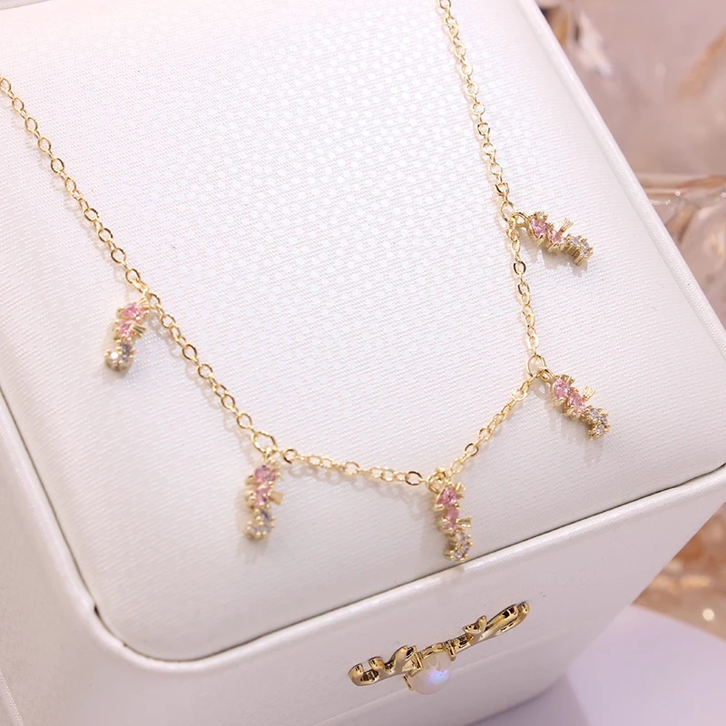 Ins Hot Sale Multicolor Crystal Ocean Animal Charm Pendant&necklaces for Women Delicate Starfish Chain Choker Necklaces
