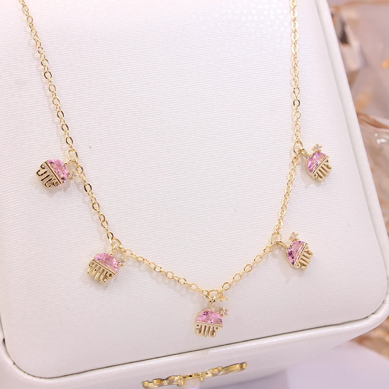 Ins Hot Sale Multicolor Crystal Ocean Animal Charm Pendant&necklaces for Women Delicate Starfish Chain Choker Necklaces