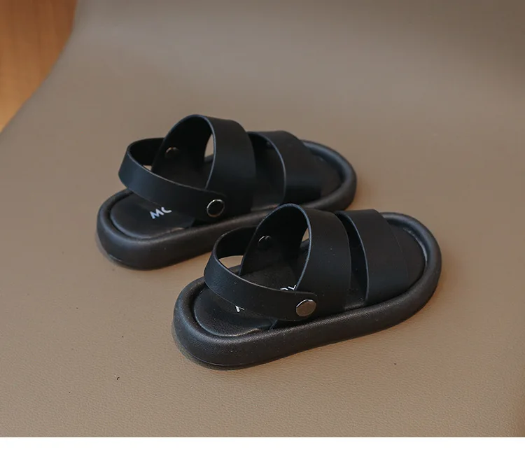 Children's Sandals 2026 Summer New Style Beach Shoes Soft Bottom Boys' Shoes Trendy Casual Wear Ideal for Outdoor Activities