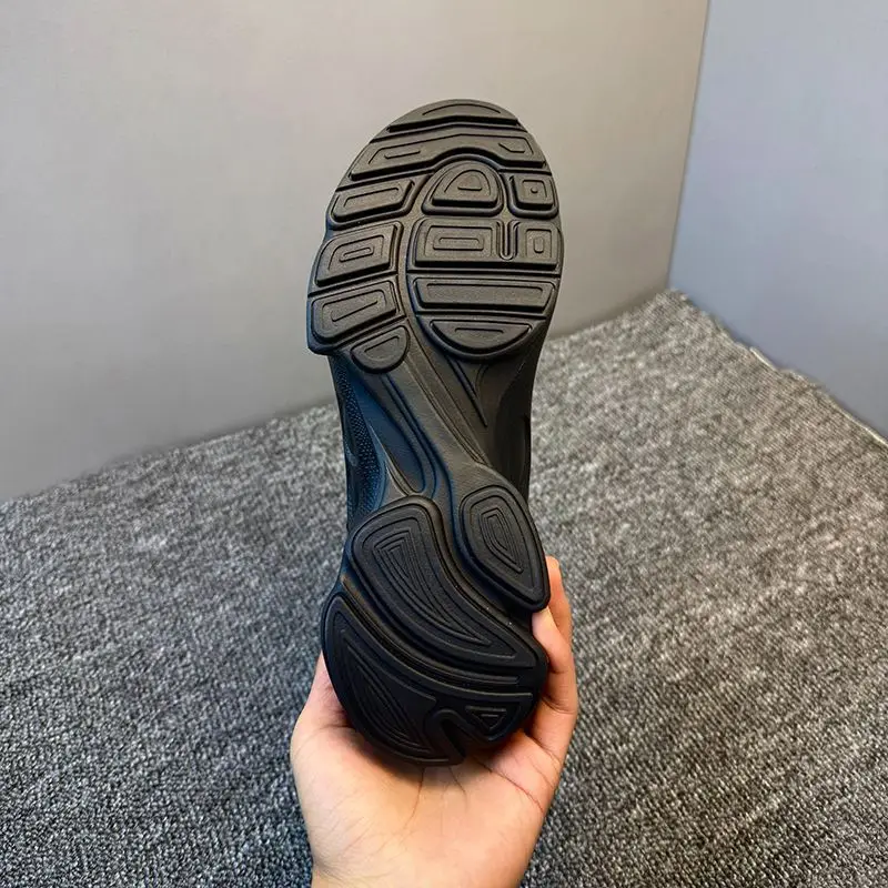 Summer new men's shoes mesh breathable casual shoes thick soled fashionable casual sports shoes outdoor comfortable work shoes