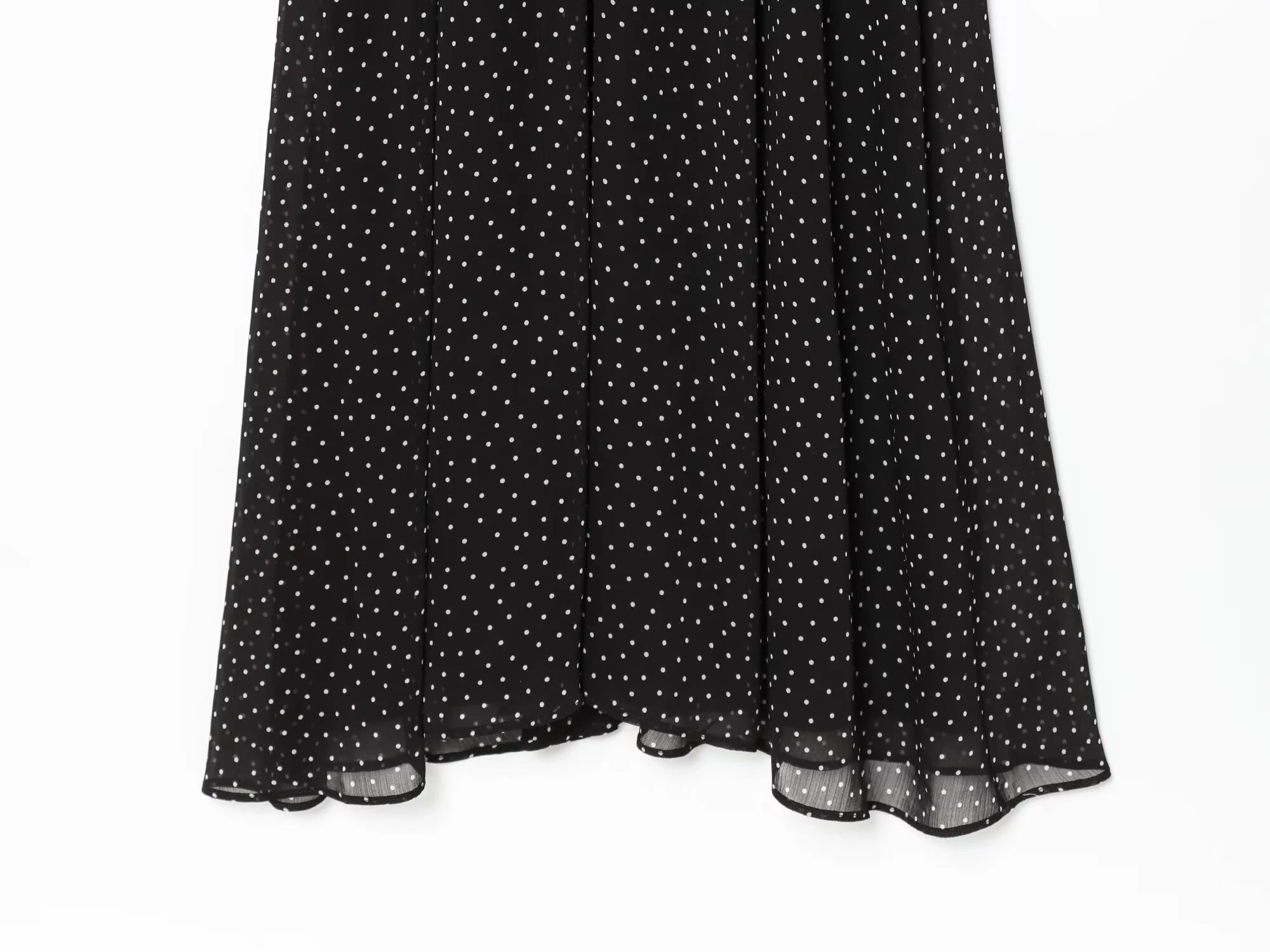Spring and summer new women's minimalist polka dot printed high neck long sleeved pleated decorative dress