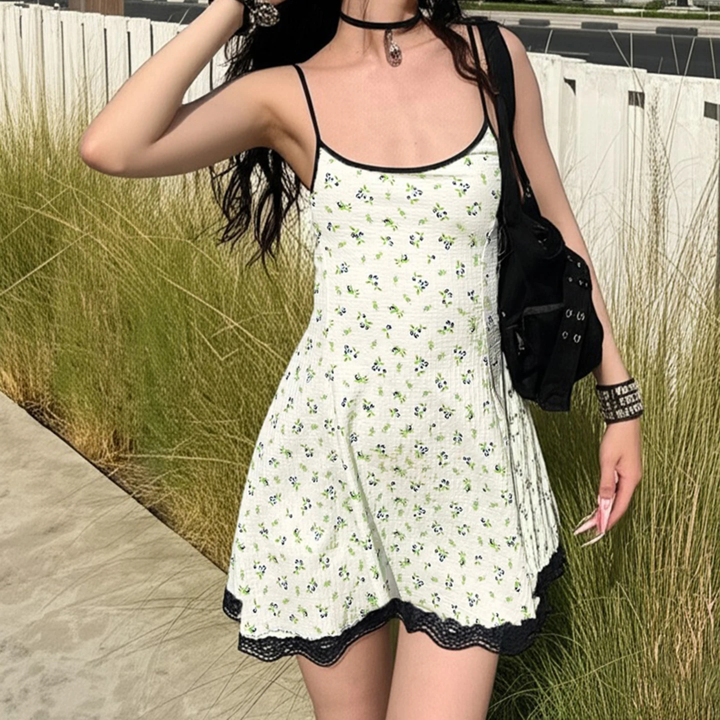 SUCHCUTE Sexy Floral Strap Dress for Women Y2K Slim Fit Ruffle Lace Short Dress Summer Vacation Beach A-Line Dress Coquette Chic