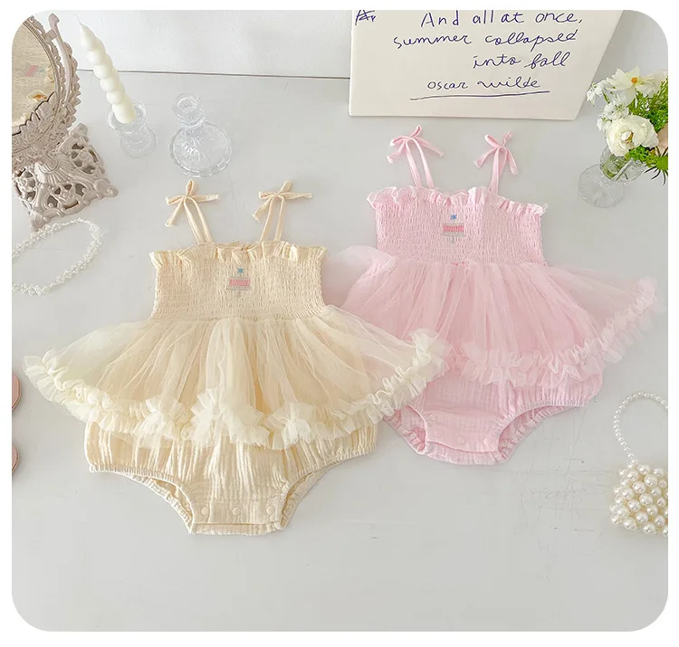 2026 Princess Style 0-2Y Baby Girls Bodysuits Ruffle Infant Rompers Lace Embroidery Cute Dress Style Kids Jumpsuit
