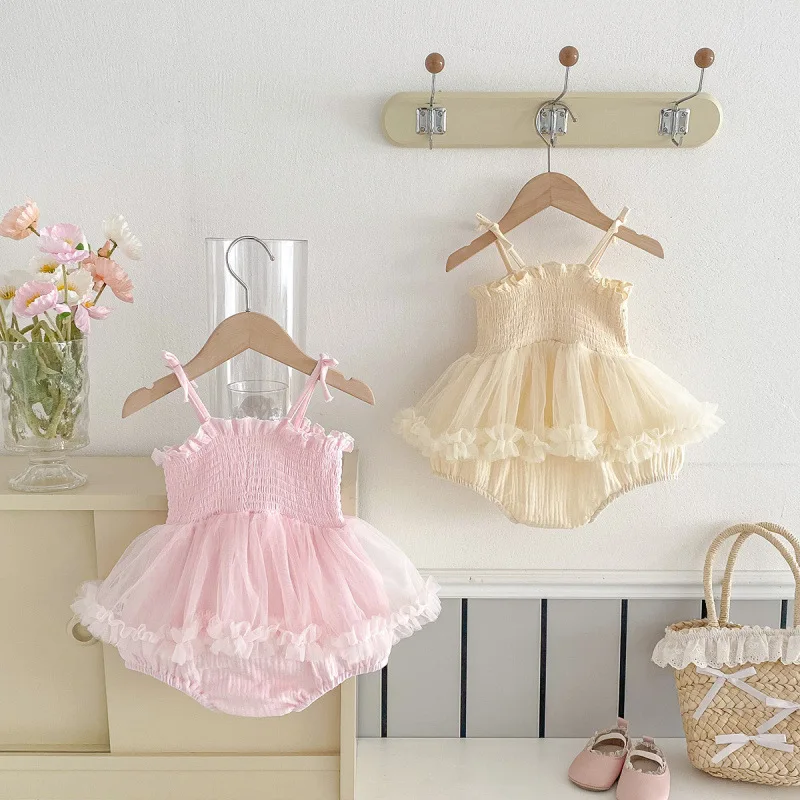 2026 Princess Style 0-2Y Baby Girls Bodysuits Ruffle Infant Rompers Lace Embroidery Cute Dress Style Kids Jumpsuit