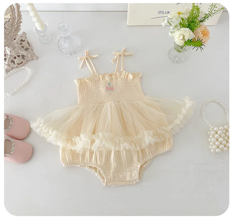 2026 Princess Style 0-2Y Baby Girls Bodysuits Ruffle Infant Rompers Lace Embroidery Cute Dress Style Kids Jumpsuit