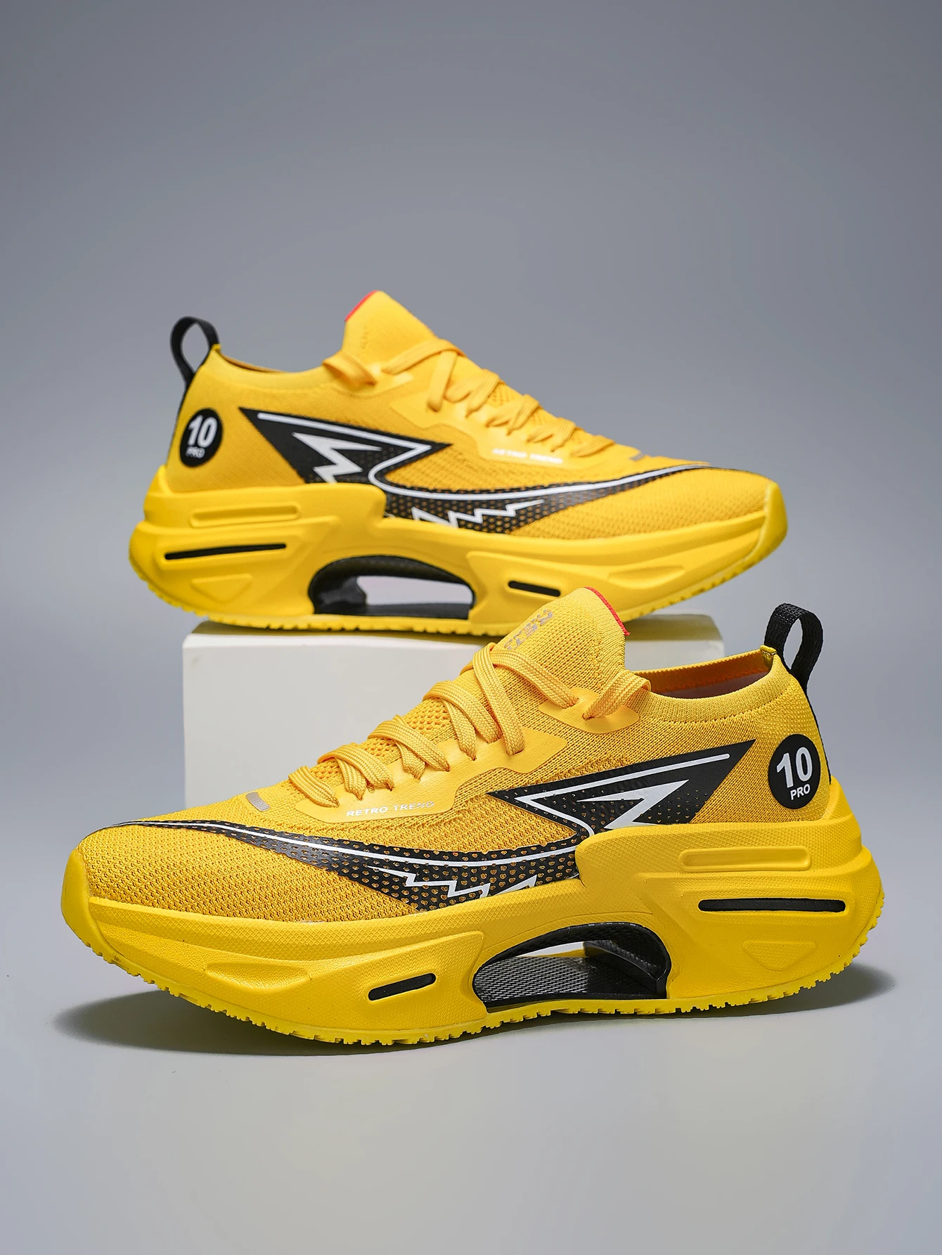 Men's Large Size Sports Shoes Outdoor Hiking Running Comfortable Casual Versatile Fashionable Training Shoes for Couples