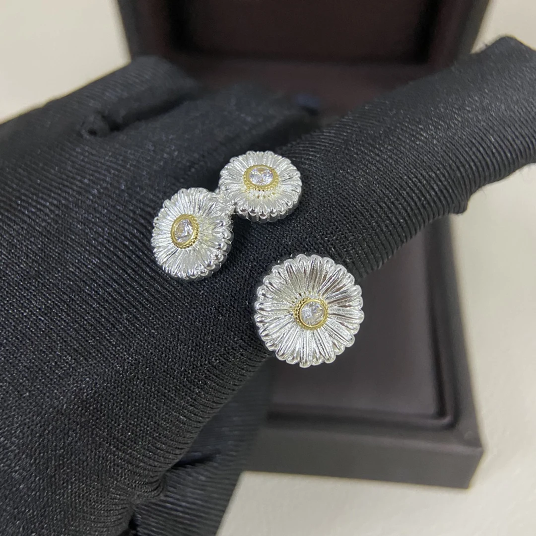 Sterling Silver Daisy Earrings, Rings, Bracelets, Italian Heavy Craftsmanship, Brushed Vintage Texture