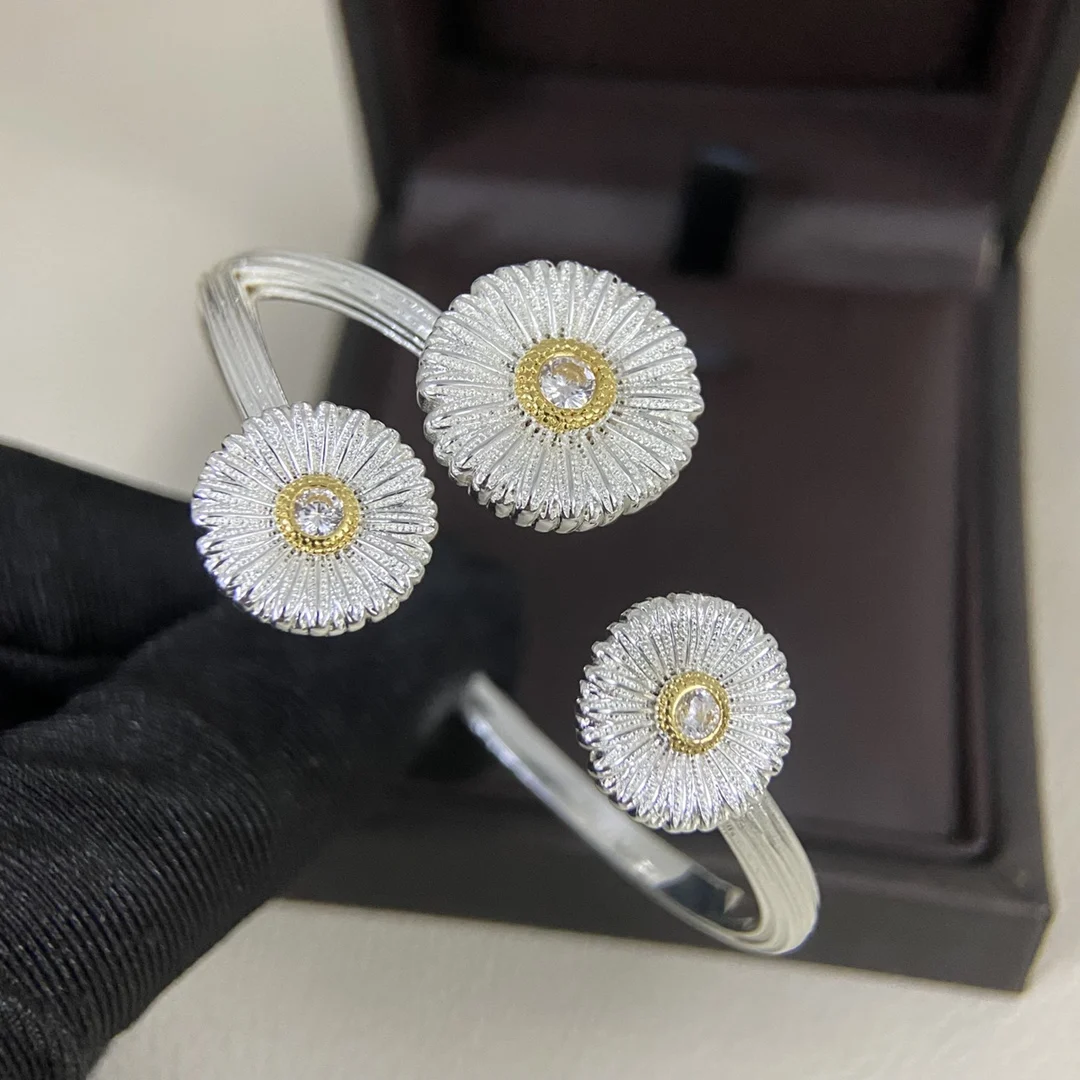 Sterling Silver Daisy Earrings, Rings, Bracelets, Italian Heavy Craftsmanship, Brushed Vintage Texture
