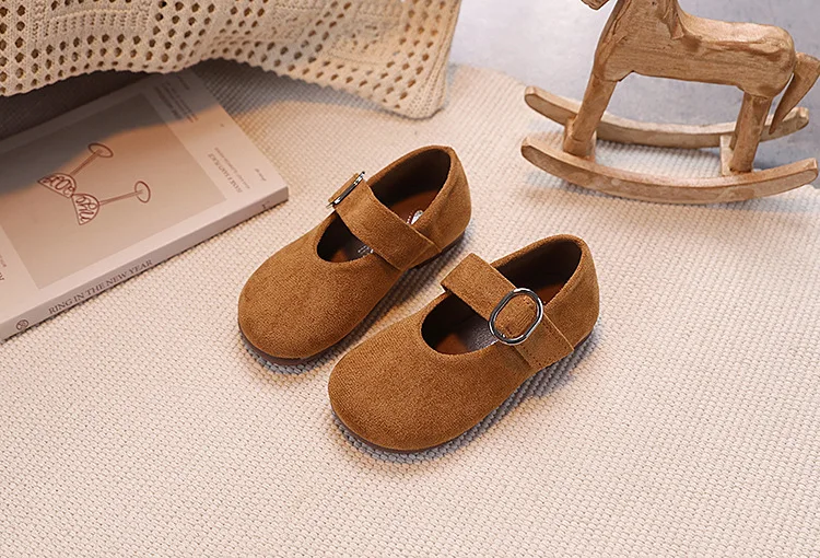 Girls Leather Shoes Toddlers Flats Princess Sweet Little Kids Soft Shoes T-strap Retro Classic Children's Dress Shoes for Party