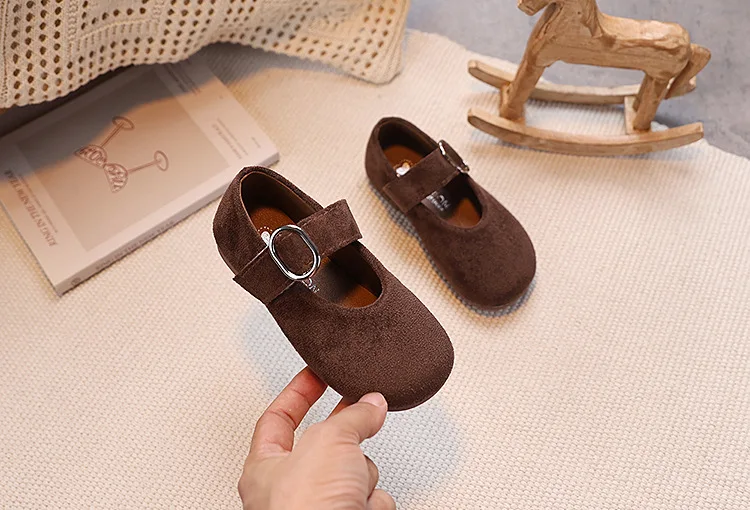 Girls Leather Shoes Toddlers Flats Princess Sweet Little Kids Soft Shoes T-strap Retro Classic Children's Dress Shoes for Party