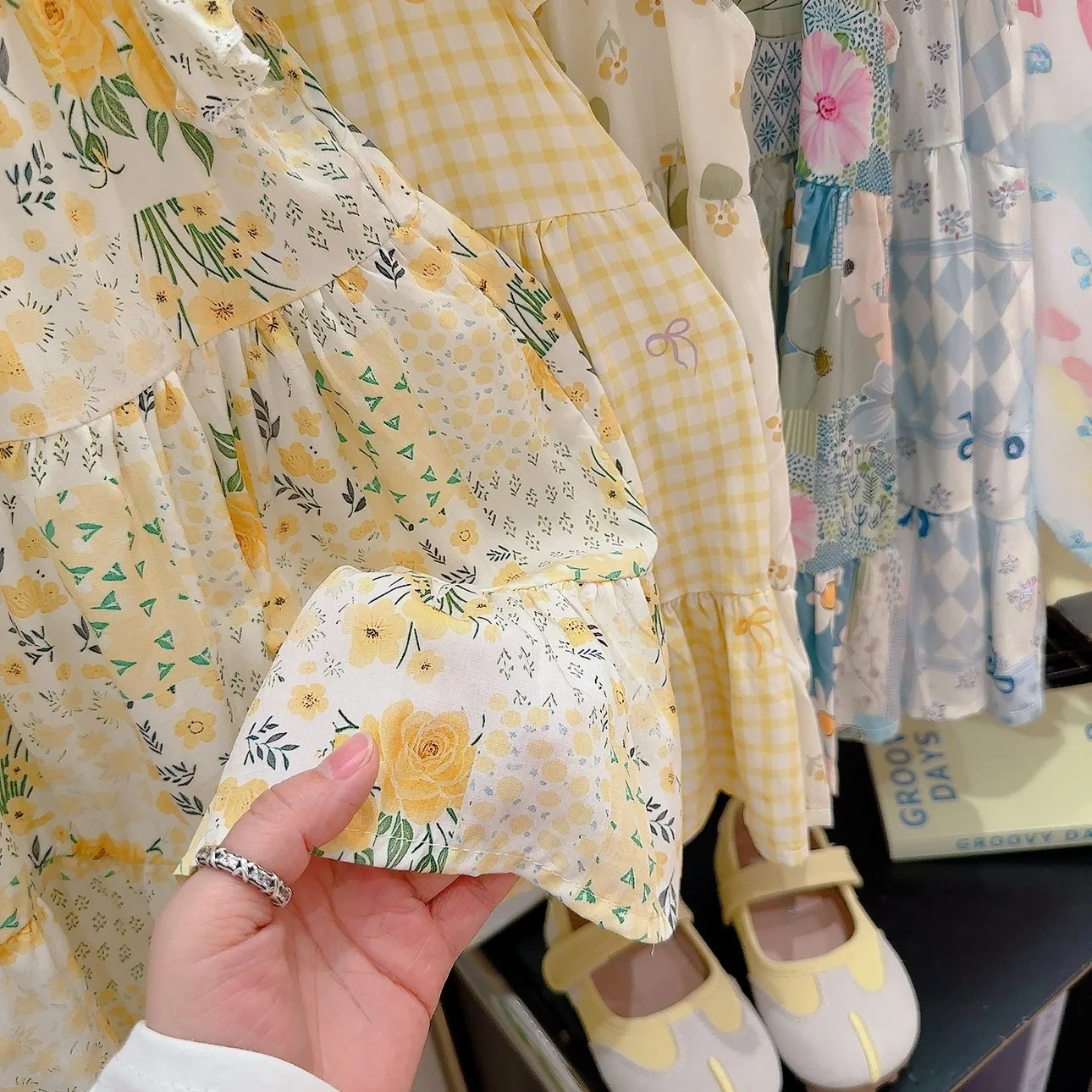 2026 Summer Girls Flutter Sleeve Dress Kids Printed Tiered Princess Dresses for 1-12Y Children Vacation Clothes
