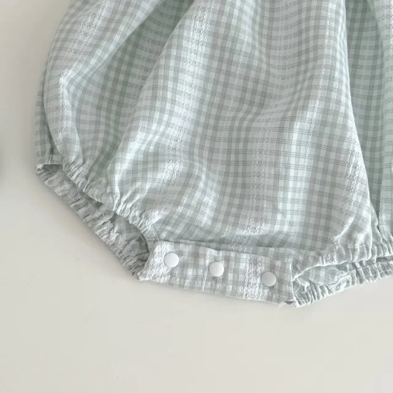 Summer Korean-style Cute and Fashionable Wrap-around Romper for Baby Girls, Made of Natural and Breathable Fabric