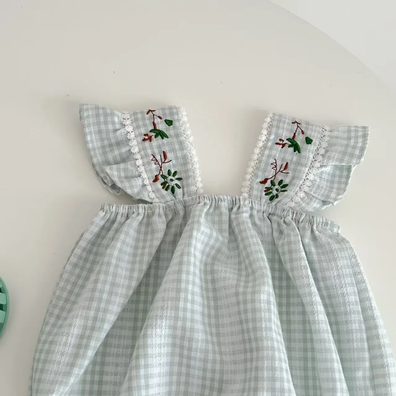 Summer Korean-style Cute and Fashionable Wrap-around Romper for Baby Girls, Made of Natural and Breathable Fabric