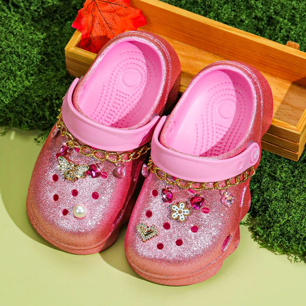 Kids' Glitter Clog, Lightweight EVA Garden Shoes, Waterproof Non-Slip Sandals, Comfortable Slip-On Shoes for Indoor Outdoor 1214