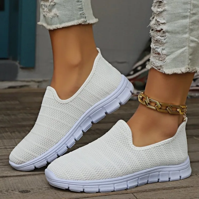 2026 Summer Sneakers Slip On Flat Shoe Women's Fashion Casual Loafers Walking Shoe Outdoor Mesh Soft Bottom Sports