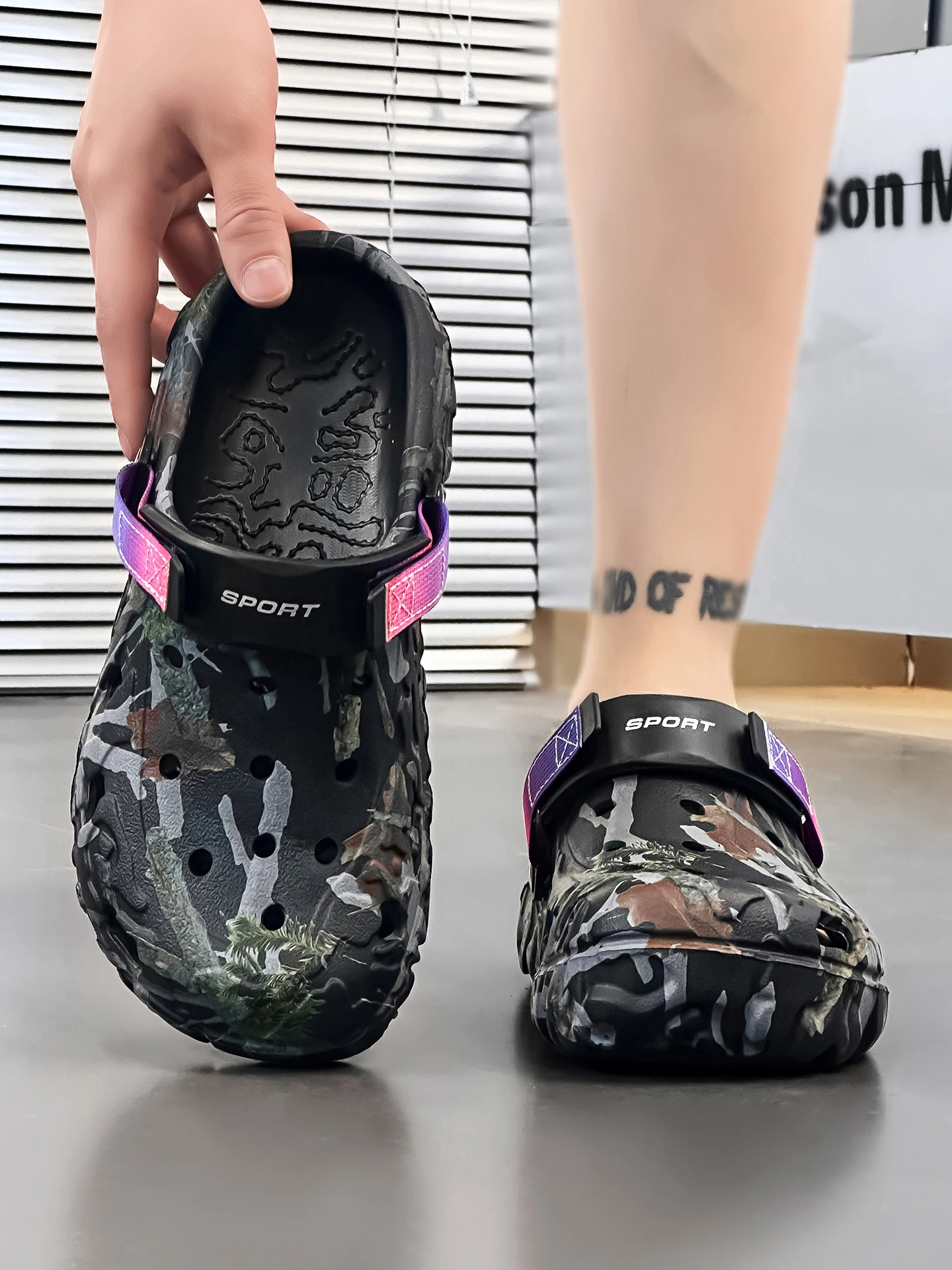 Lightweight EVA Clog Shoes Unisex Slip On Slippers Quick Dry Breathable Garden Clogs for Men Women Indoor Outdoor Beach Sandals