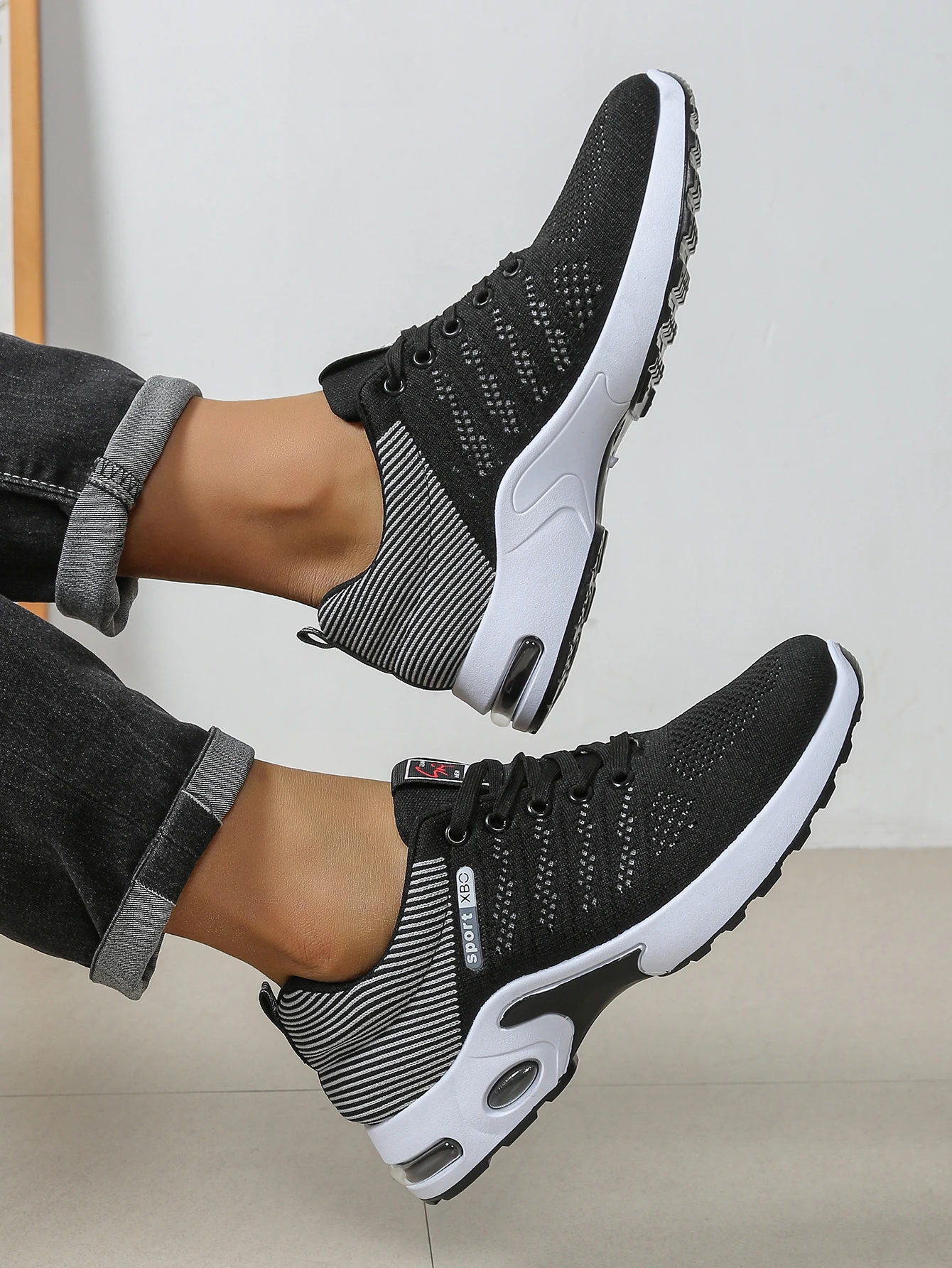 Men's shoes Fashion Super Breathable Lace-Up Running Shoes - Non-slip, durable and pillow comfort - Men's Fashion Sneakers