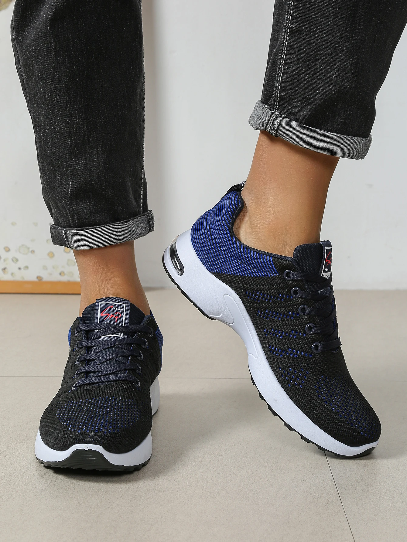 Men's shoes Fashion Super Breathable Lace-Up Running Shoes - Non-slip, durable and pillow comfort - Men's Fashion Sneakers