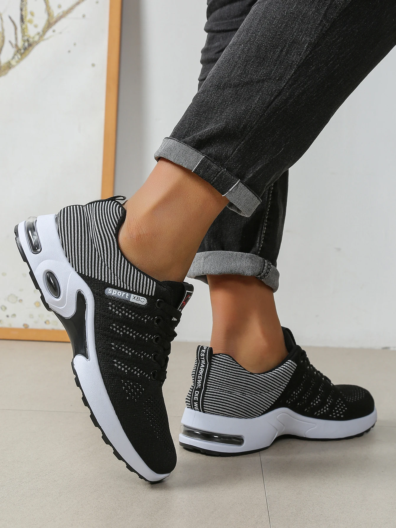 Men's shoes Fashion Super Breathable Lace-Up Running Shoes - Non-slip, durable and pillow comfort - Men's Fashion Sneakers