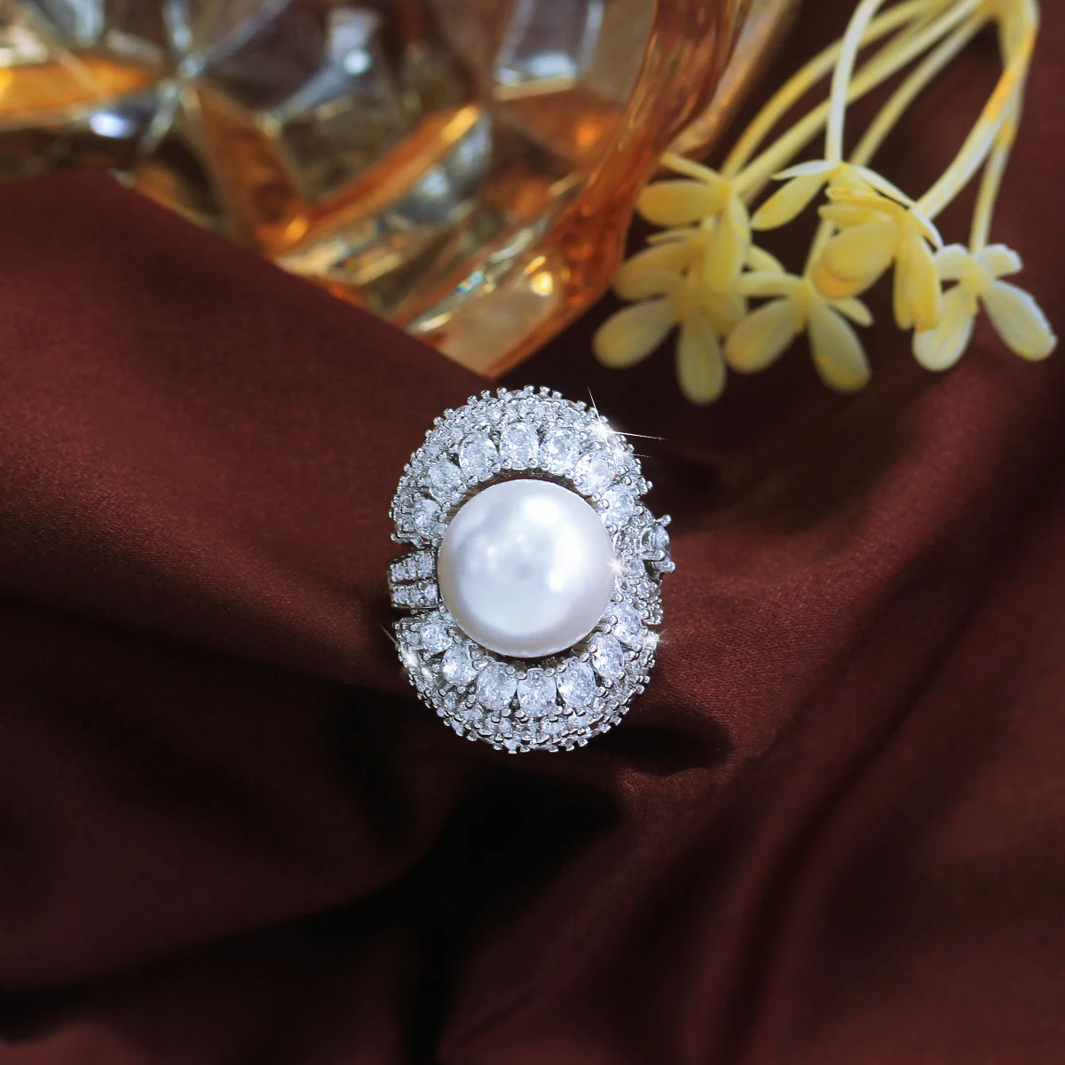 CWWZircons Adjustable Shiny Cubic Zirconia Big Round Pearl Finger Rings for Women Luxury Party Anniversary Jewelry Gifts J0272