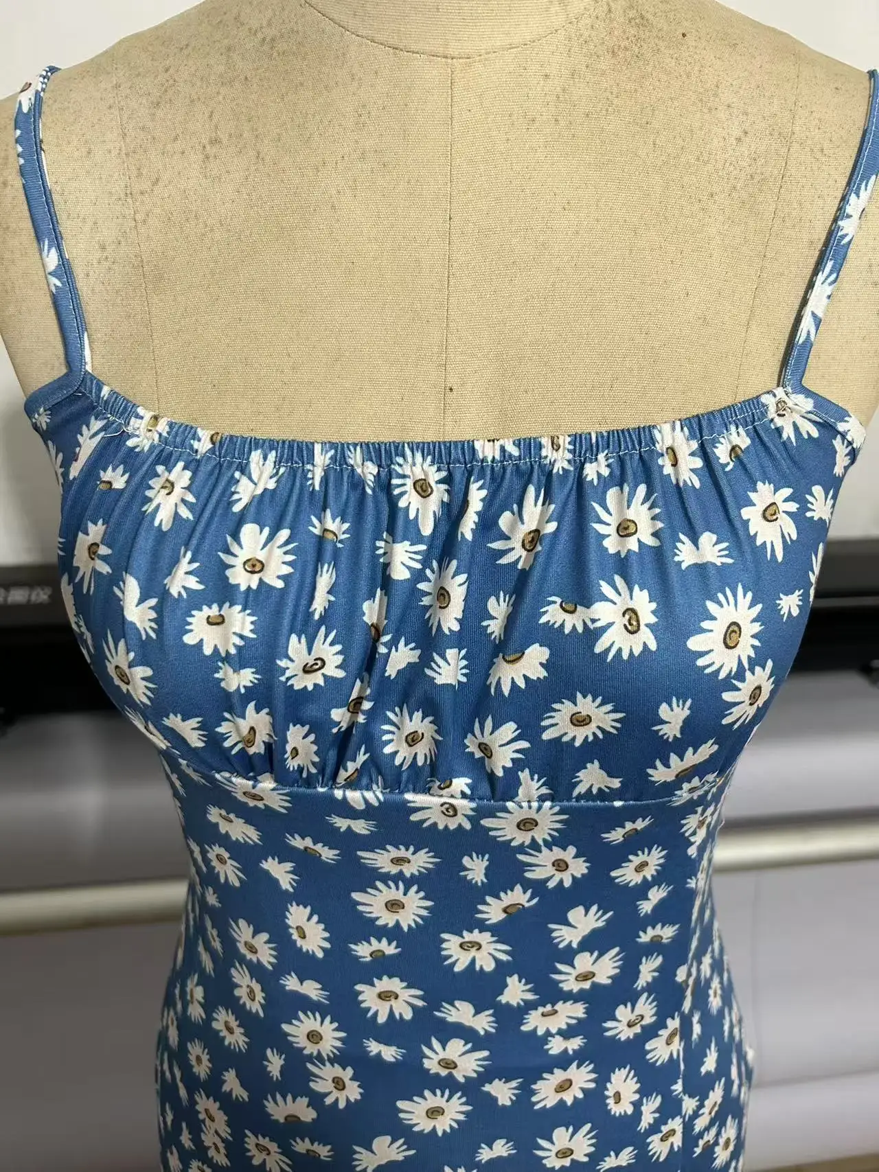 Women's Casual Dresses Daisy Floral Print Spaghetti Strap Midi Dress Square Neck Bodycon Split Summer Dress Beach Party Sundress