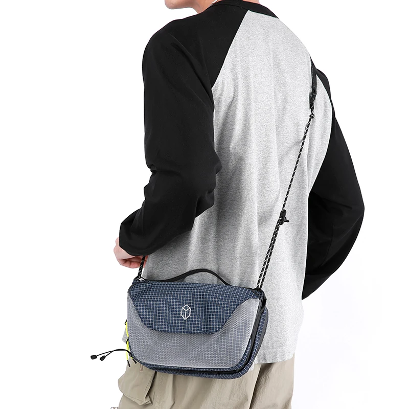 Fashion Waterproof Crossbody Bags Reflective Design Unisex Chest Bags Travel Storage Shoulder Bags Handbags Man's Messenger Bag