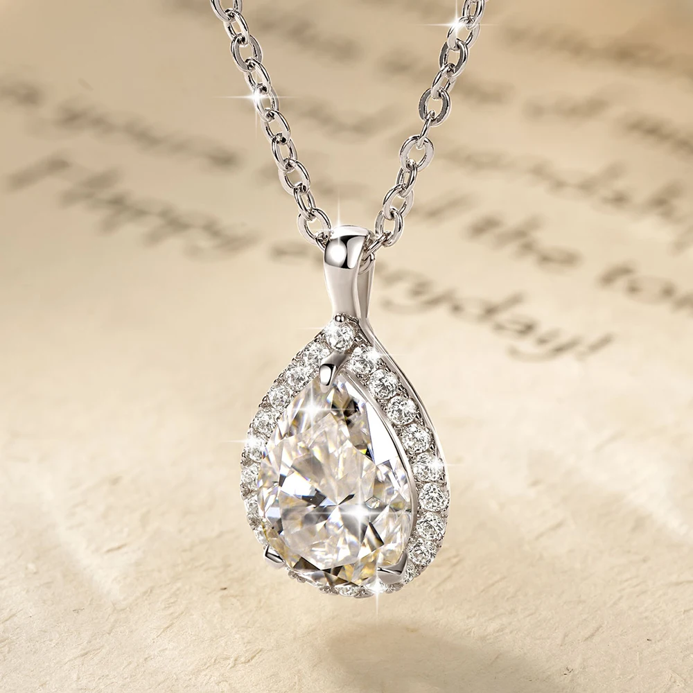Lnngy 2.5CT Pear Cut Moissanite Diamond Necklace 14K Gold Filled Waterdrop Halo Pendant Necklaces for Valentine's Day Jewelry