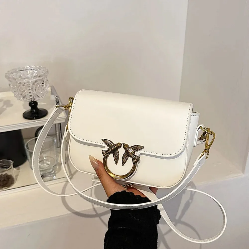 Fashion Design Women's Crossbody Shoulder Bag with Compact Small Square Design, Suitable for Daily Office and Leisure Activities
