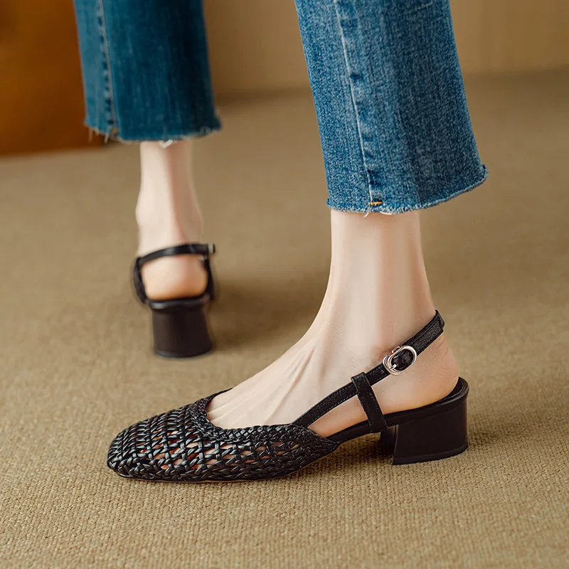 French Square-toed Woven High-heeled Sandals 2026 Summer New Skeletonized Fashionable Leather Fabric Mid-heel Women's Shoes