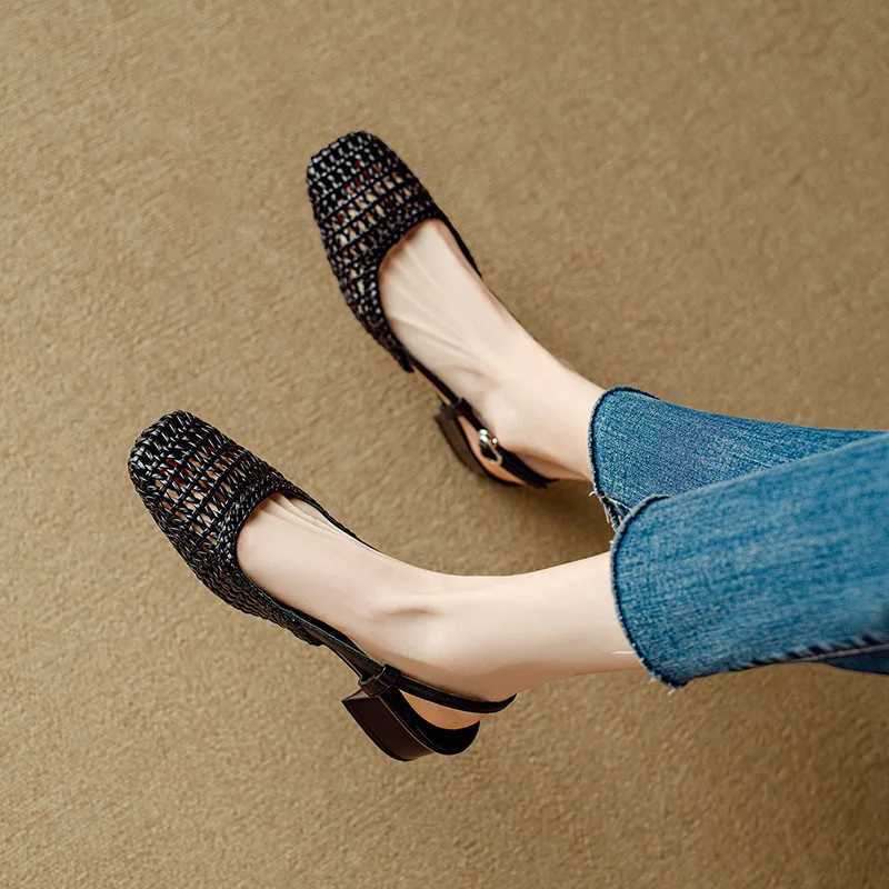 French Square-toed Woven High-heeled Sandals 2026 Summer New Skeletonized Fashionable Leather Fabric Mid-heel Women's Shoes