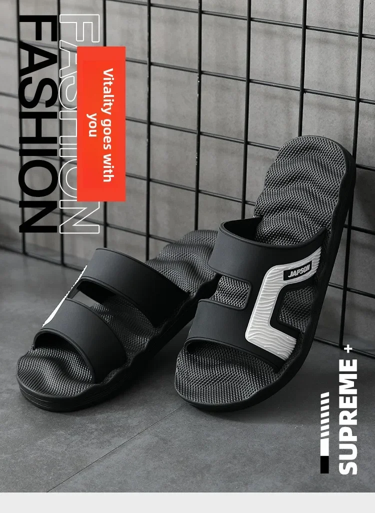Summer Outdoor Men's Slippers, Non-slip Massage Soft Bottom Flip-flops, Large Size Sandals for Home Bathing