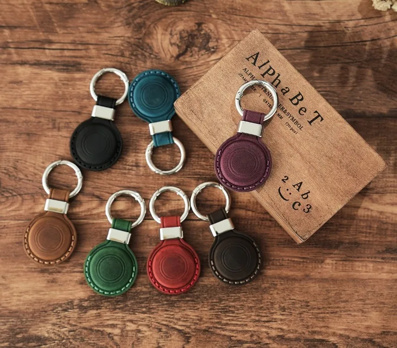 Vintage Crazy Horse Leather AirTag Keychain, Genuine Leather Case for Apple AirTag, Retro Protective Tracker Cover for Luggage