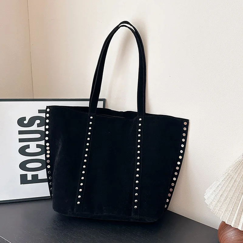 Trendy Large Capacity Suede ToteS BagS with Stud Accents Soft Texture Handbag for Everyday Commute Shoulder Purse Casual Carry