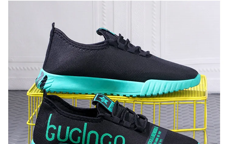 2025 Men's Vulcanize Shoes Breathable Lightweight Sneakers Outdoor Mesh Black Shoes Athletic Jogging Tenis Walking Shoes Man