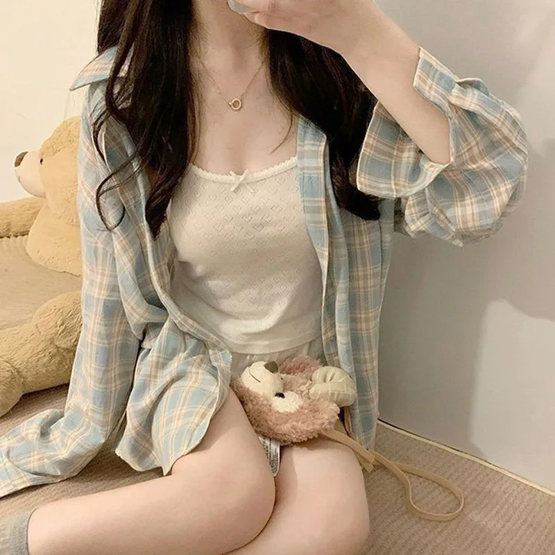 Harajuku Oversize Loose Plaid Shirts Female Lazy Style Long Sleeve Out Wear Casual Blouses Vintage All-match Students Shirt