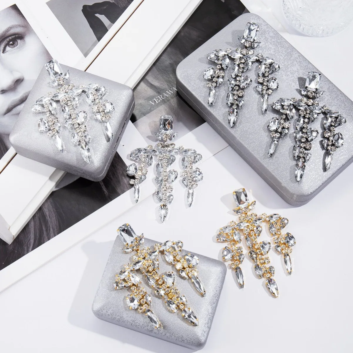 Women Bridal Wedding Earrings Vintage Crystal Rhinestone Chandelier Earrings Irregular Tassel Drop Earrings Party Statement Jewe