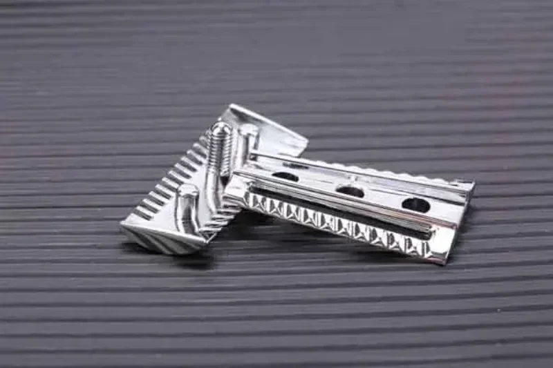 2026 New Arrival! YAQI Top Aggressive Chrome Color Men's Double-Edged Slant Safety Razor Head
