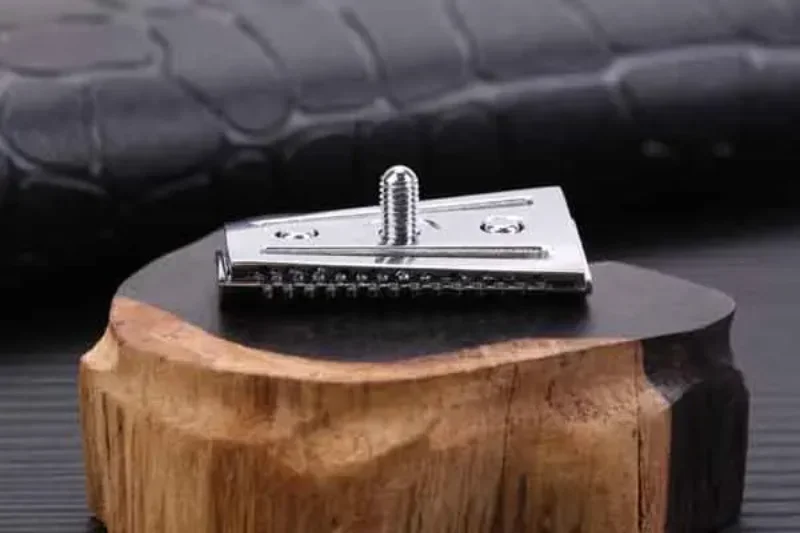 2026 New Arrival! YAQI Top Aggressive Chrome Color Men's Double-Edged Slant Safety Razor Head