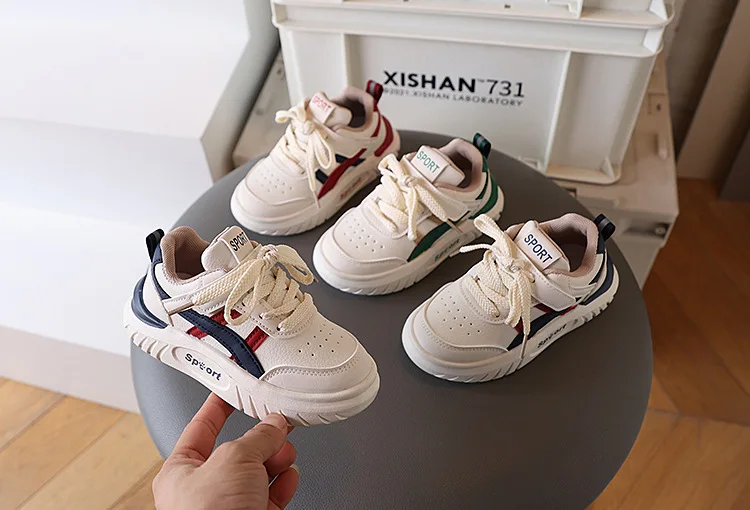 Children's White Casual Sneakers Toddler Boys Girls Hook Loop Soft Sole School Shoes for Daily Outdoor Sports Wear 2026 Hot Sale