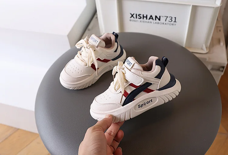 Children's White Casual Sneakers Toddler Boys Girls Hook Loop Soft Sole School Shoes for Daily Outdoor Sports Wear 2026 Hot Sale