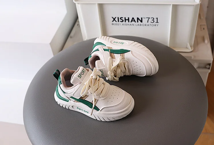 Children's White Casual Sneakers Toddler Boys Girls Hook Loop Soft Sole School Shoes for Daily Outdoor Sports Wear 2026 Hot Sale