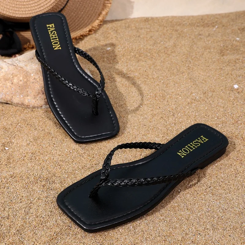 Sexy Open-toe Women's Flat Shoes 2026 New Trendy Woven Designer Slippers Summer Comfortable Outdoor Beach Women's Flip-flops