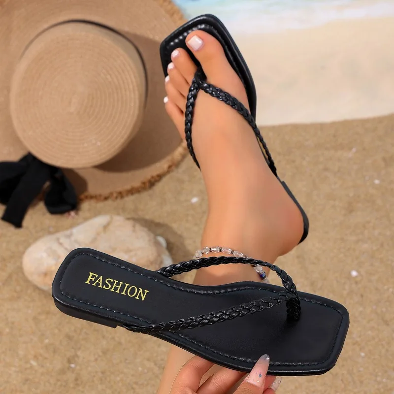Sexy Open-toe Women's Flat Shoes 2026 New Trendy Woven Designer Slippers Summer Comfortable Outdoor Beach Women's Flip-flops