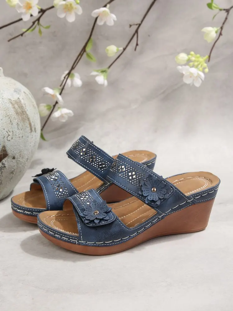 2026 Summer Women Slippers Plus Size Women's Shoes Retro Roman Sandals Women Pu Casual Flower Wedge Sandals Platform Slippers
