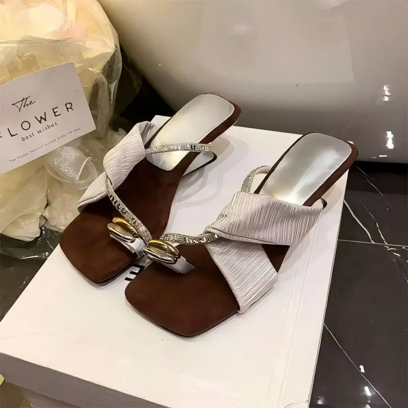 Luxury Rhinestone Square Toe Sandals Toe Loop Women Elegant Pleated Slides Metal Decor Beach Wedding Party Dress Mules Shoes