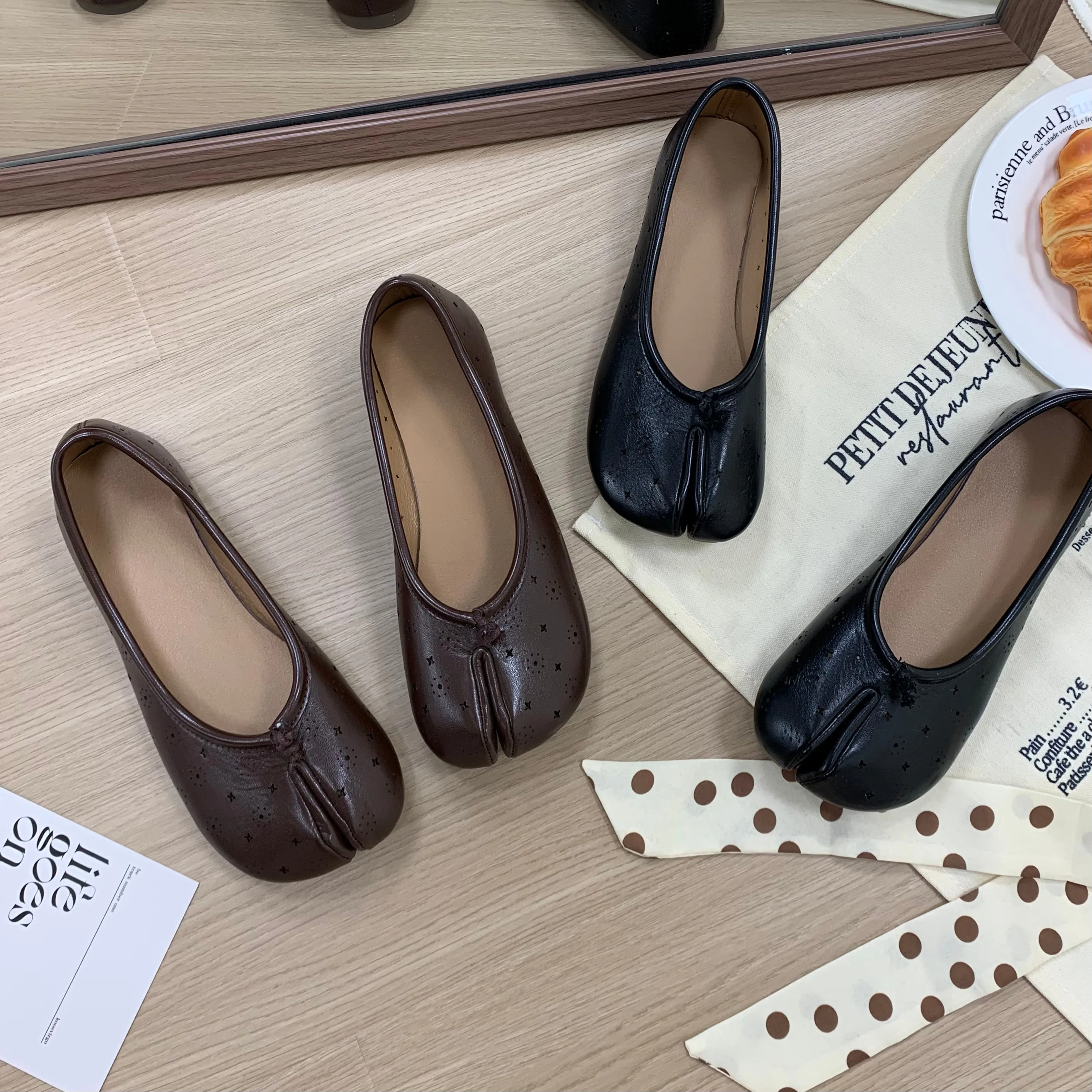 Women Split Toe Ballet Flats Slip On Minimalist Breathable Perforated Flat Shoes Smooth Leather Summer Casual Office Footwear