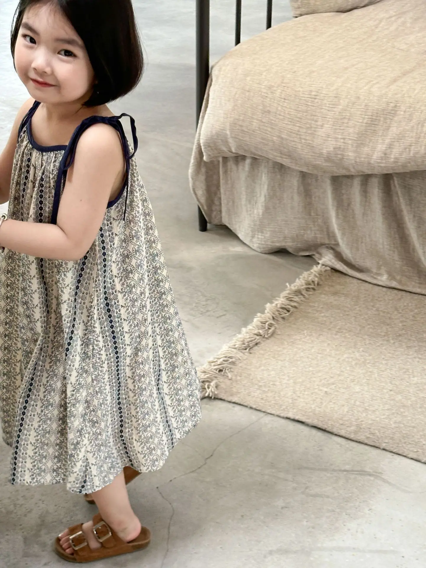 Girls Casual Dresses Summer New Korea Childrens Clothing Korean New Lovely Fragmented Flowers Loose Fashion Striped