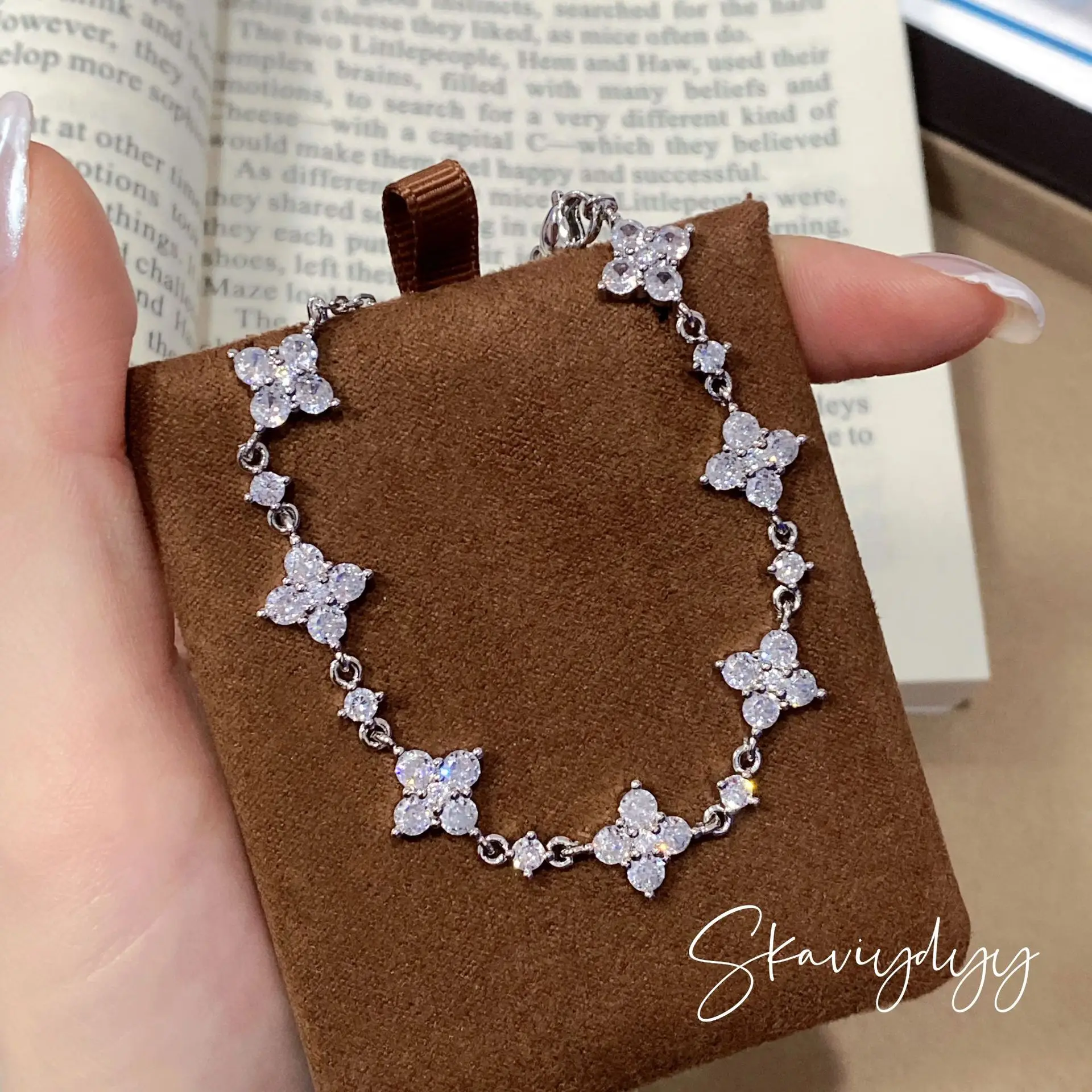 Clover Design Zircon Bracelet 925 Silver Plated Gold Adjustable Chain Luxury Crystal Flower Bracelets for Women Jewelry Gift