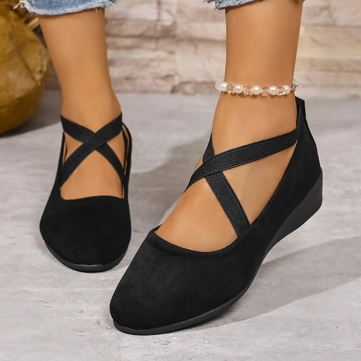 Women's Loafers with Cross-Strap Wedge Heel and Roman Retro Style High-Quality Plus-Size Solid-Color Casual Shoes for Comfort